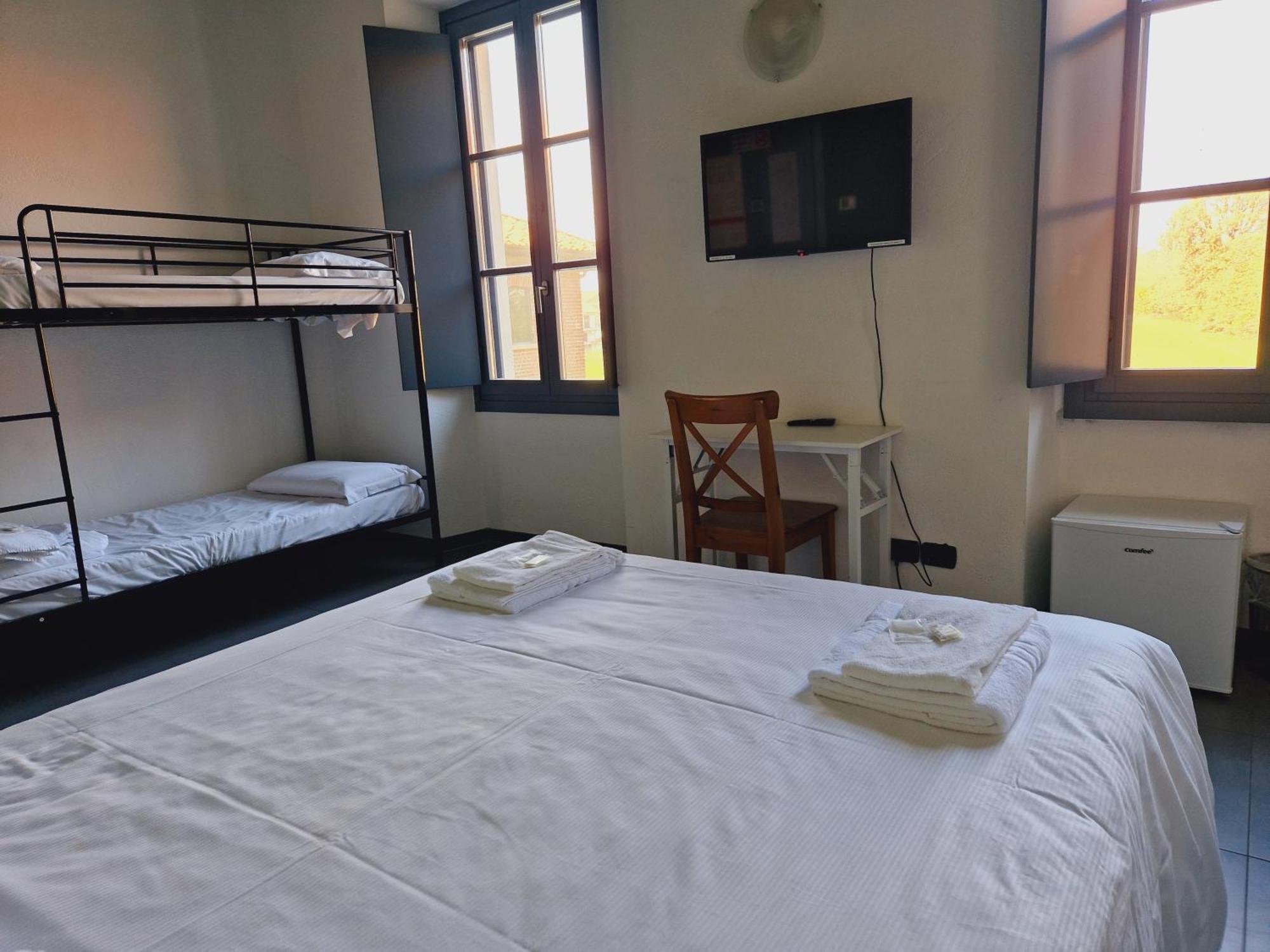 B&B E Ostello, Parco Di Monza, Cascina Costa Alta Kültér fotó