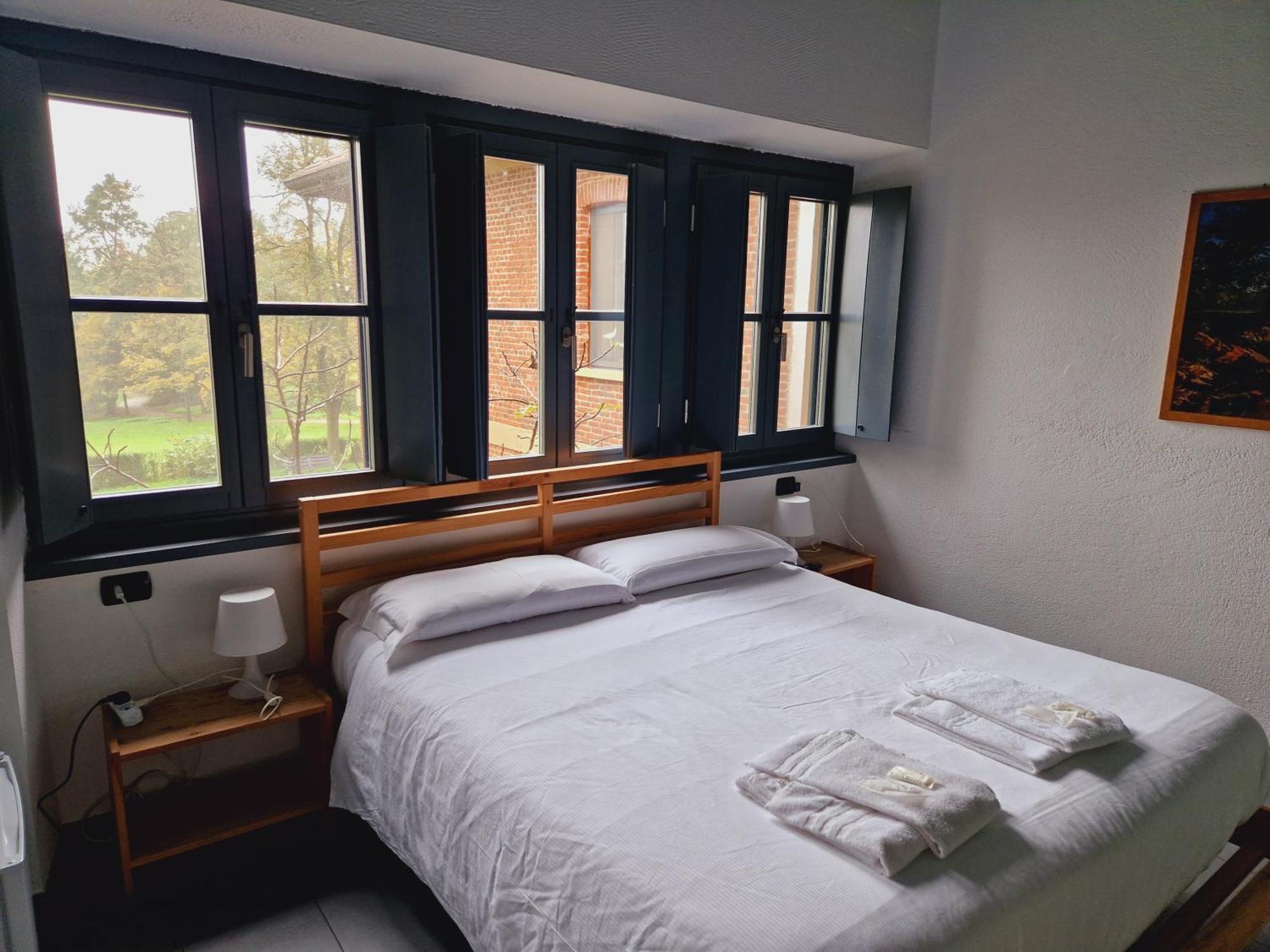 B&B E Ostello, Parco Di Monza, Cascina Costa Alta Kültér fotó